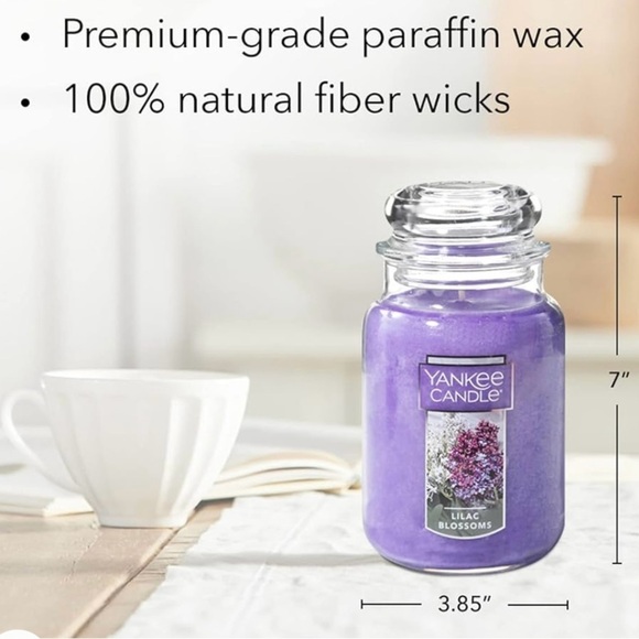 YANKEE Lilac Blossoms 22 oz. CANDLE RARE 
SCENT - Picture 6 of 6